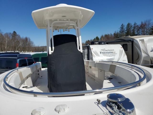 2018 Robalo Boat