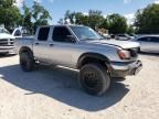 2000 Nissan Frontier Crew Cab XE