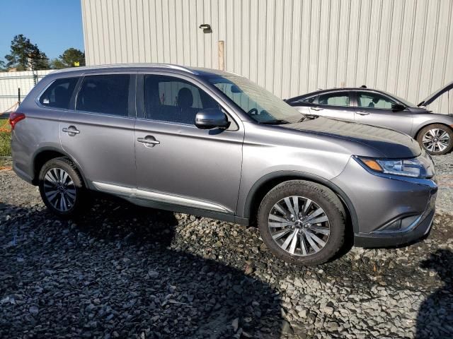 2019 Mitsubishi Outlander SE