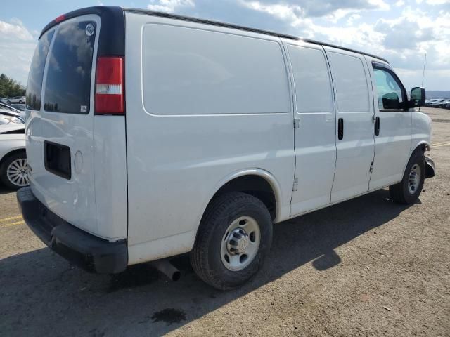 2016 Chevrolet Express G2500