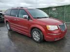 2008 Chrysler Town & Country