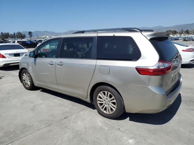 2015 Toyota Sienna XLE