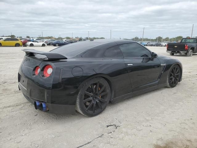 2009 Nissan GT-R Base