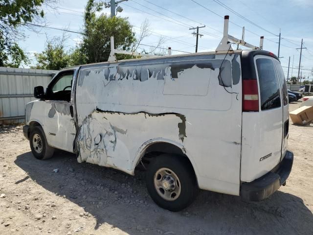 2004 Chevrolet Express G2500