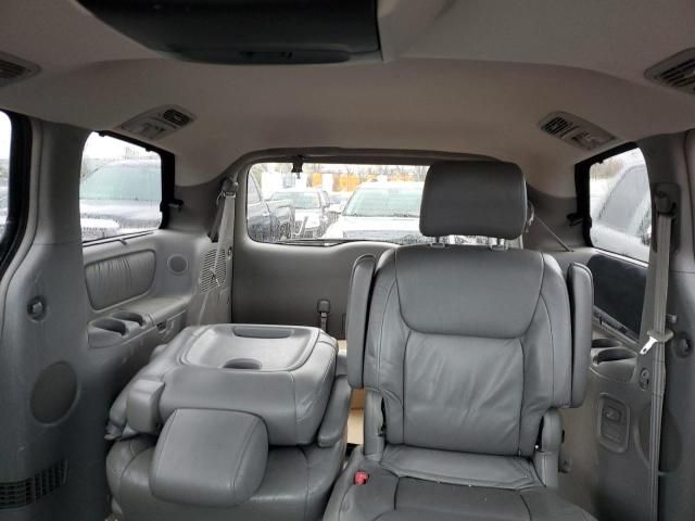 2004 Toyota Sienna XLE