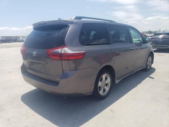 2020 Toyota Sienna LE