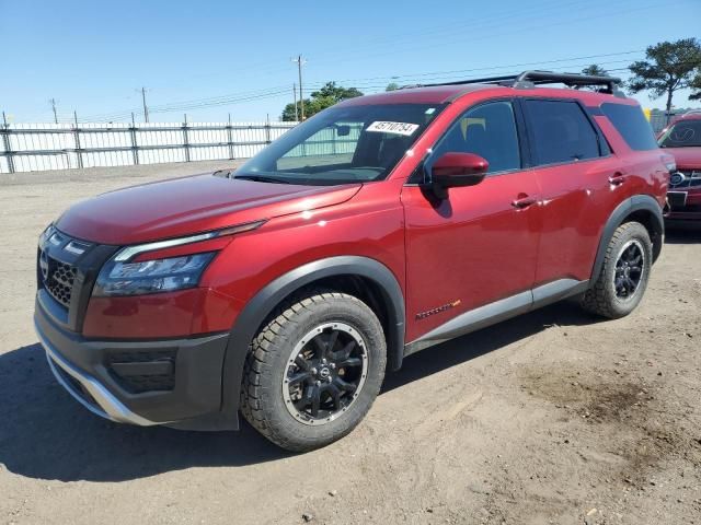 2023 Nissan Pathfinder SV