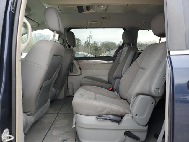 2009 Volkswagen Routan SE