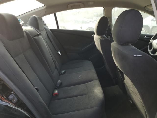 2011 Nissan Altima Base