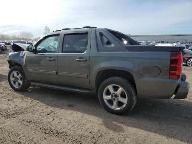 2011 Chevrolet Avalanche LS