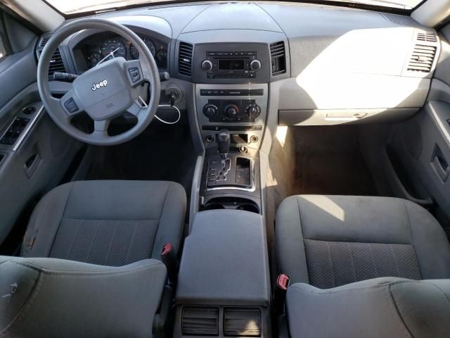 2006 Jeep Grand Cherokee Laredo