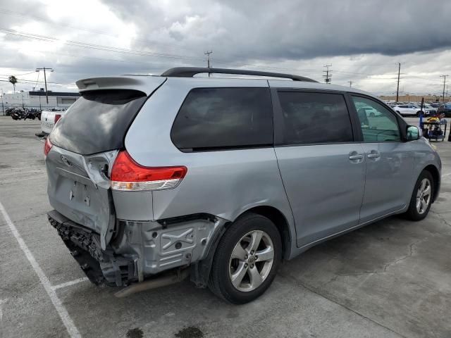 2014 Toyota Sienna LE