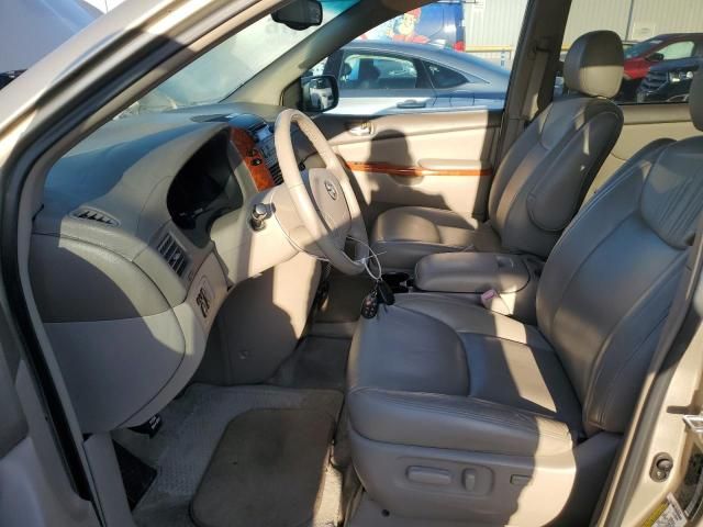 2006 Toyota Sienna XLE