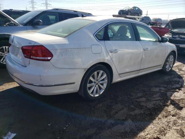 2012 Volkswagen Passat SEL