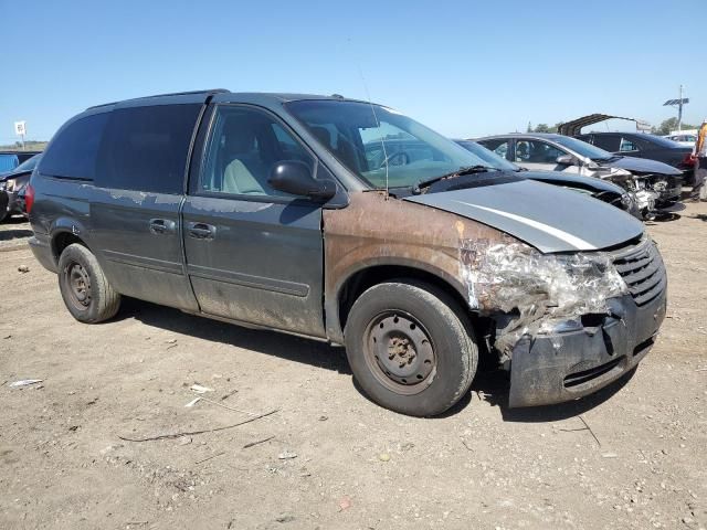 2006 Chrysler Town & Country LX