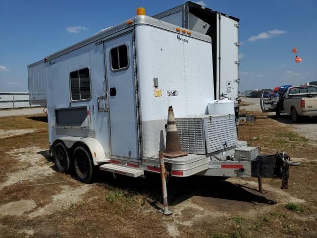 1999 Featherlite Mfg Inc Trailer