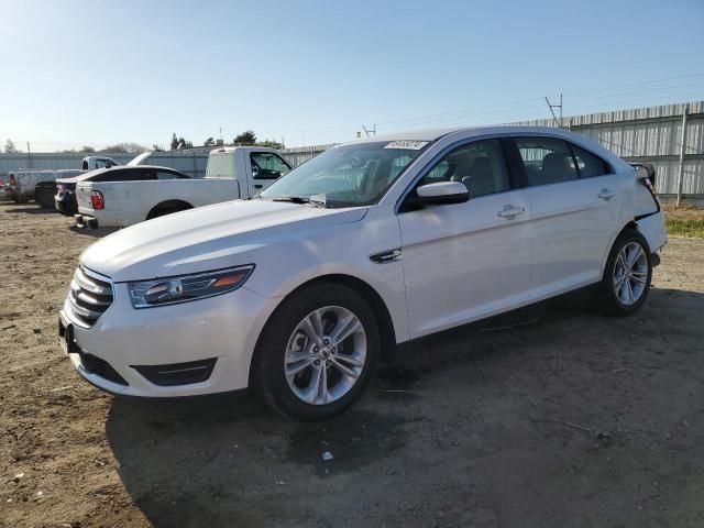 2018 Ford Taurus SEL