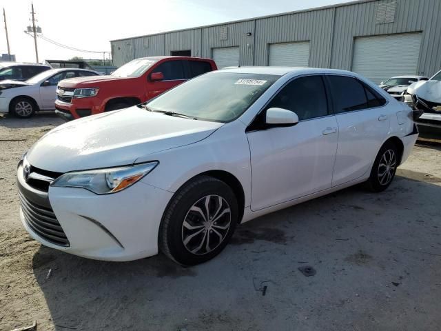 2016 Toyota Camry LE