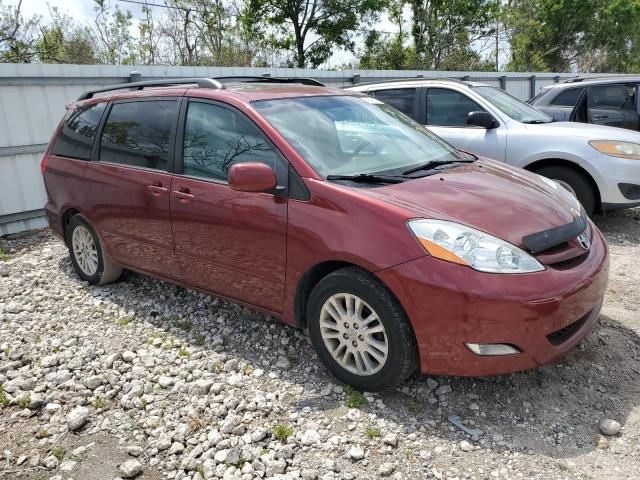 2007 Toyota Sienna XLE