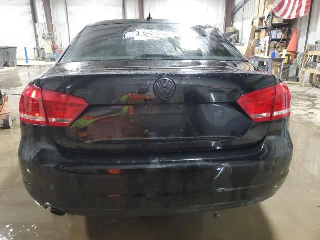 2013 Volkswagen Passat SE