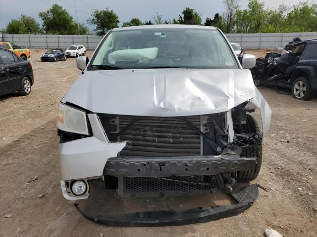 2010 Dodge Grand Caravan SXT