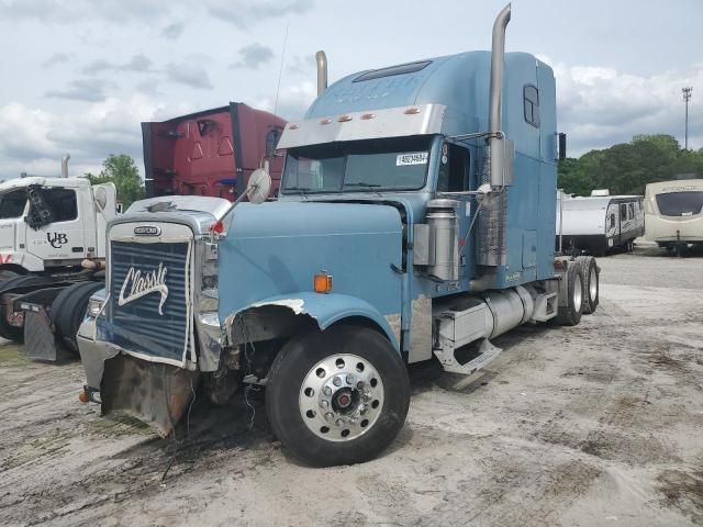 2000 Freightliner Conventional FLD120