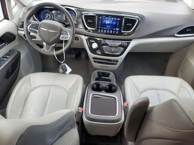 2017 Chrysler Pacifica Touring L Plus