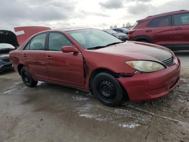 2005 Toyota Camry LE