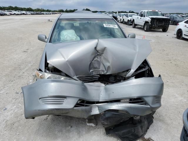 2005 Toyota Camry LE