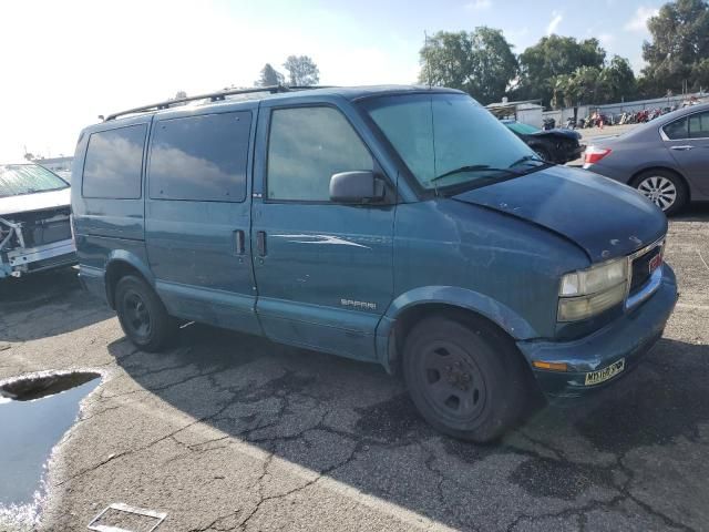 2002 GMC Safari XT