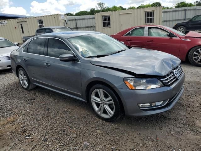 2013 Volkswagen Passat SEL