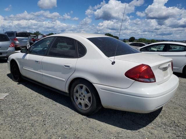 2004 Ford Taurus LX