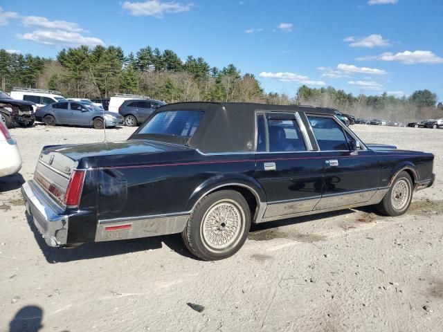 1989 Lincoln Town Car Signature