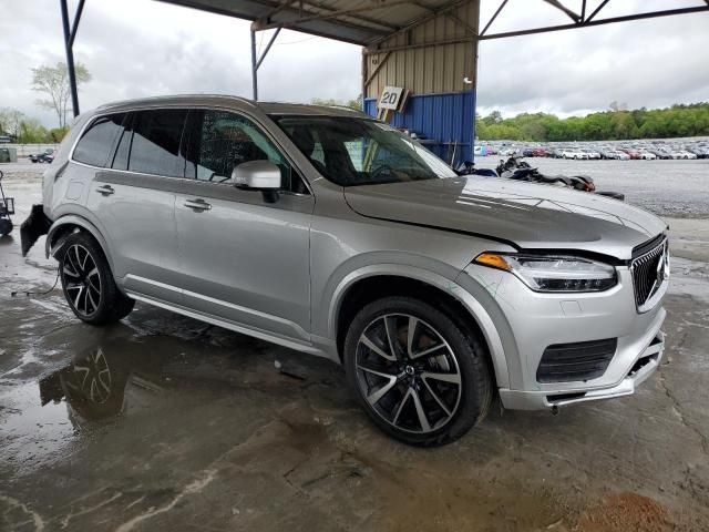 2022 Volvo XC90 T6 Momentum