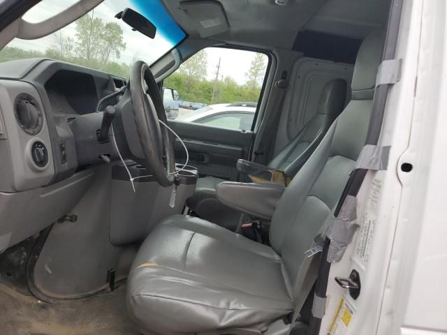 2013 Ford Econoline E250 Van