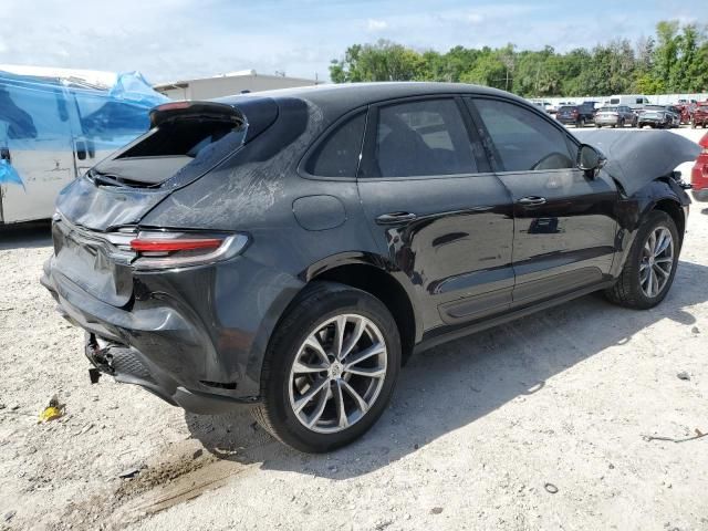 2023 Porsche Macan Base