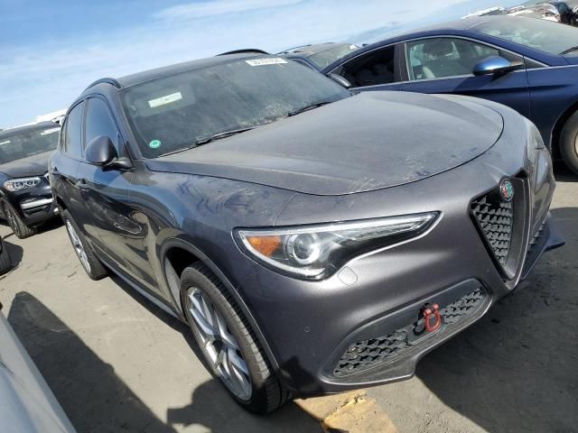 2018 Alfa Romeo Stelvio TI Sport