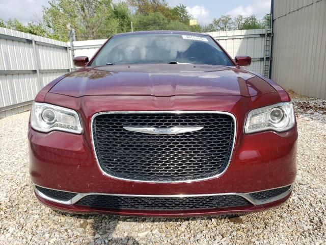 2015 Chrysler 300 Limited