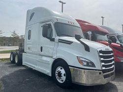 Salvage trucks for sale at Elgin, IL auction: 2019 Freightliner Cascadia 126