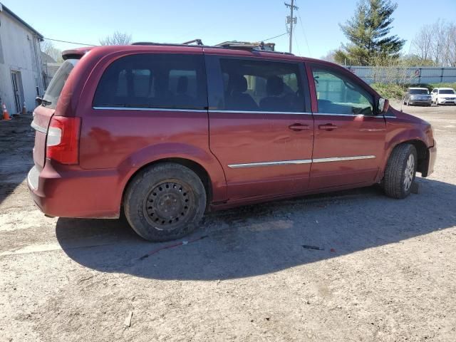 2014 Chrysler Town & Country Touring