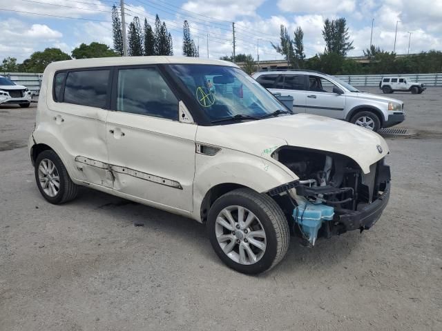 2013 KIA Soul +