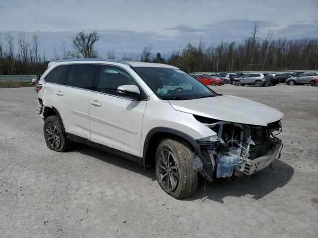 2019 Toyota Highlander SE