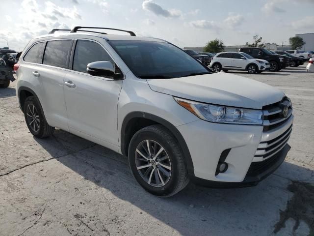 2018 Toyota Highlander SE