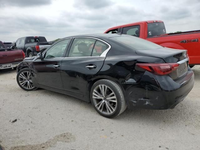 2018 Infiniti Q50 Luxe