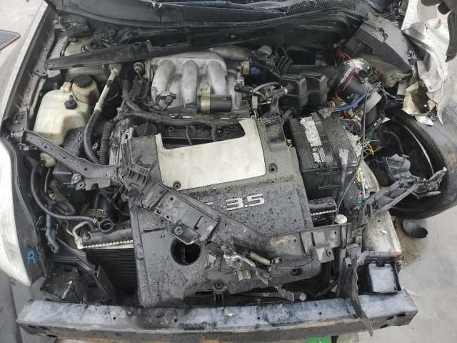 2004 Nissan Maxima SE