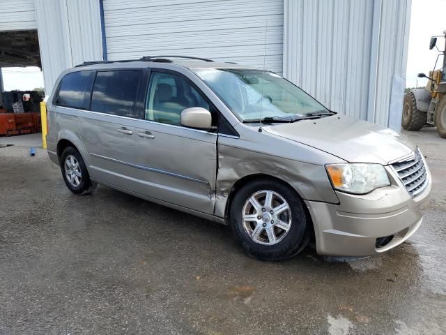 2009 Chrysler Town & Country Touring