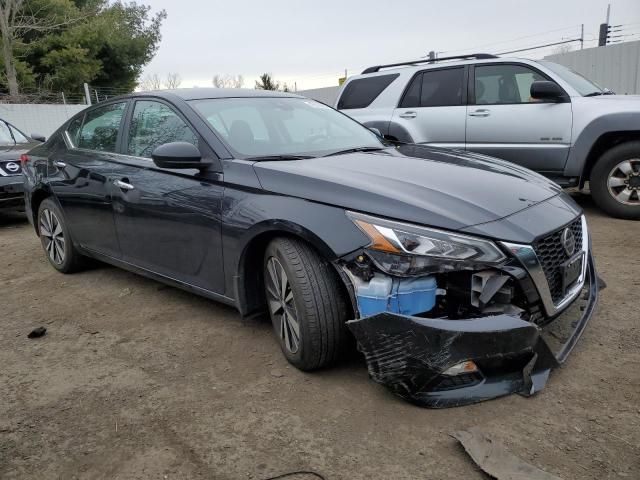 2021 Nissan Altima SV