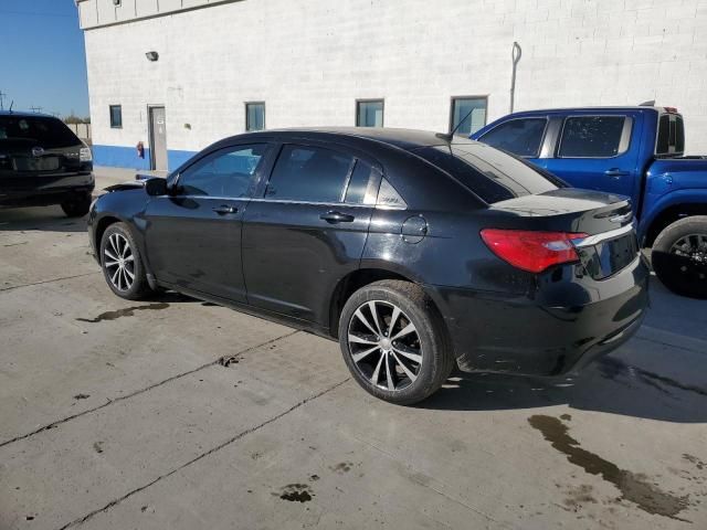 2014 Chrysler 200 Limited