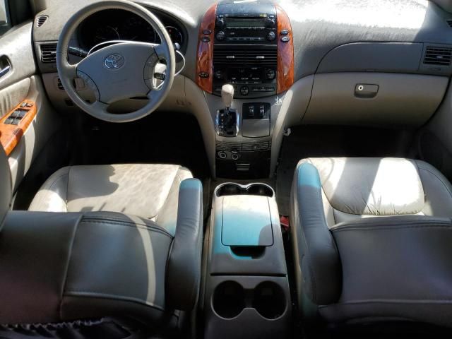 2008 Toyota Sienna XLE