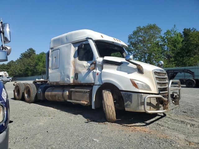 2024 Freightliner Cascadia 126